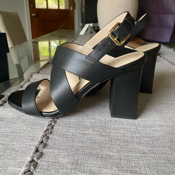 Cole Haan Cynthia Black Heel Pump, size 7. - Picture 4 of 8